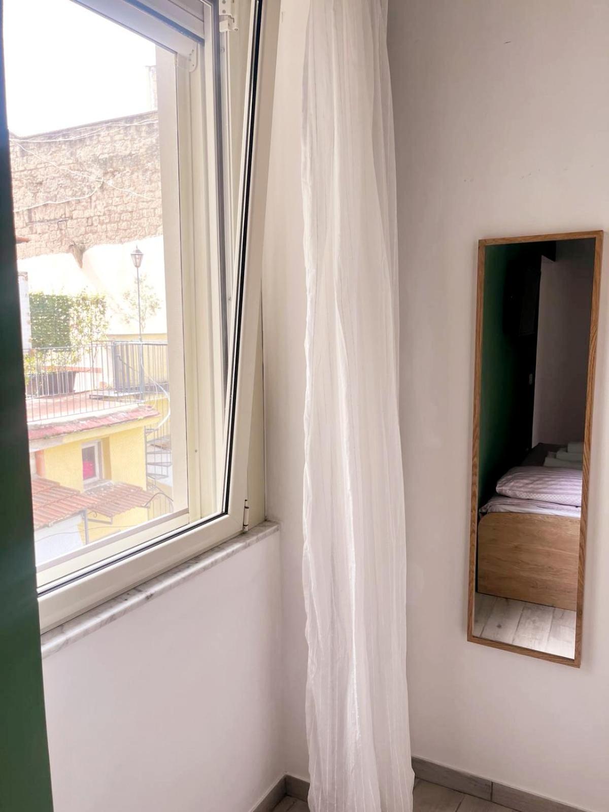 Chez Bois - Suite Apartment Capodimonte Naples Exterior photo